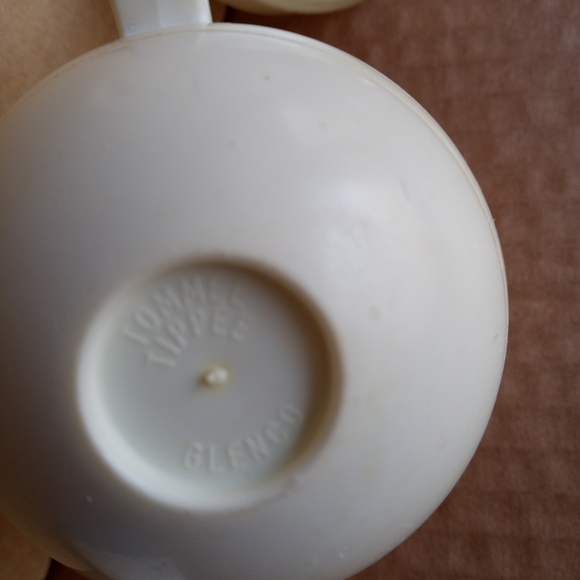 3 Vtg Child's Drink Cups - Picture 4 of 11